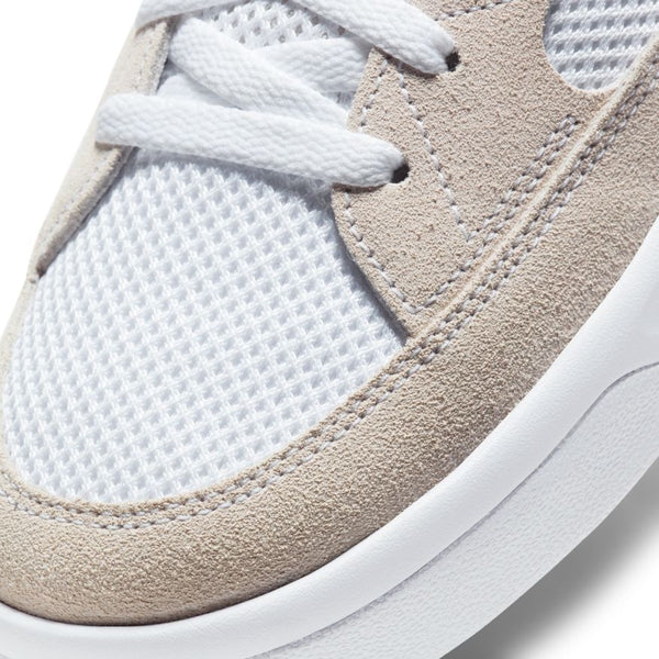 nike sb adversary skate