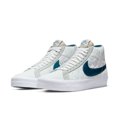 Blazer Mid EK (Summit White/Nightshade)